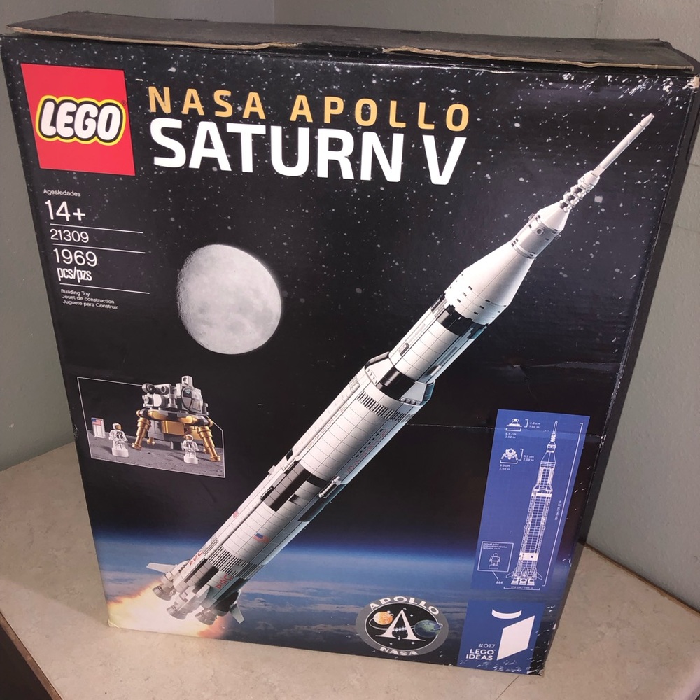 NASA Apollo Saturn V